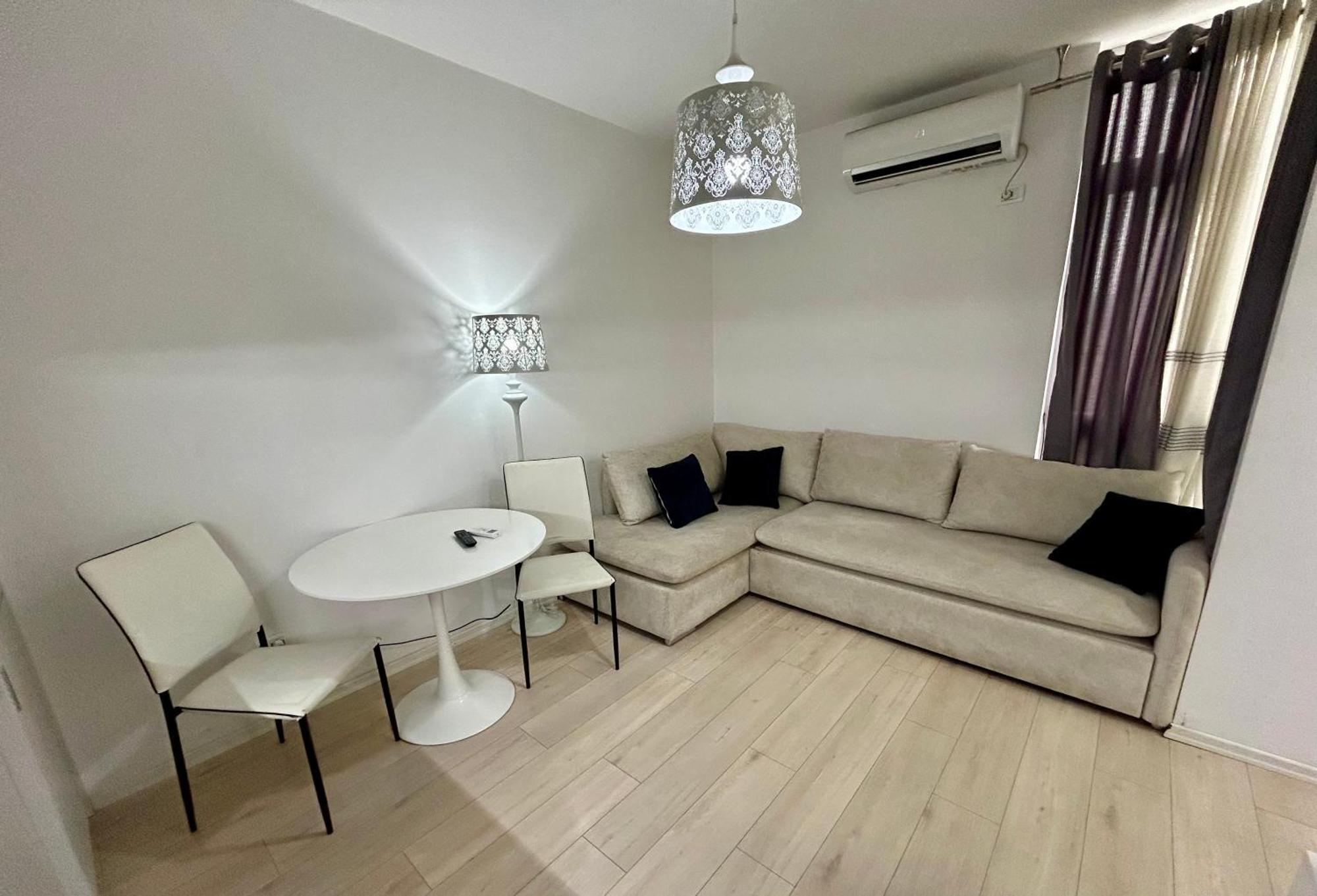 A&X Lovely And Central Apartment - 24H Self Check-In 地拉那 外观 照片