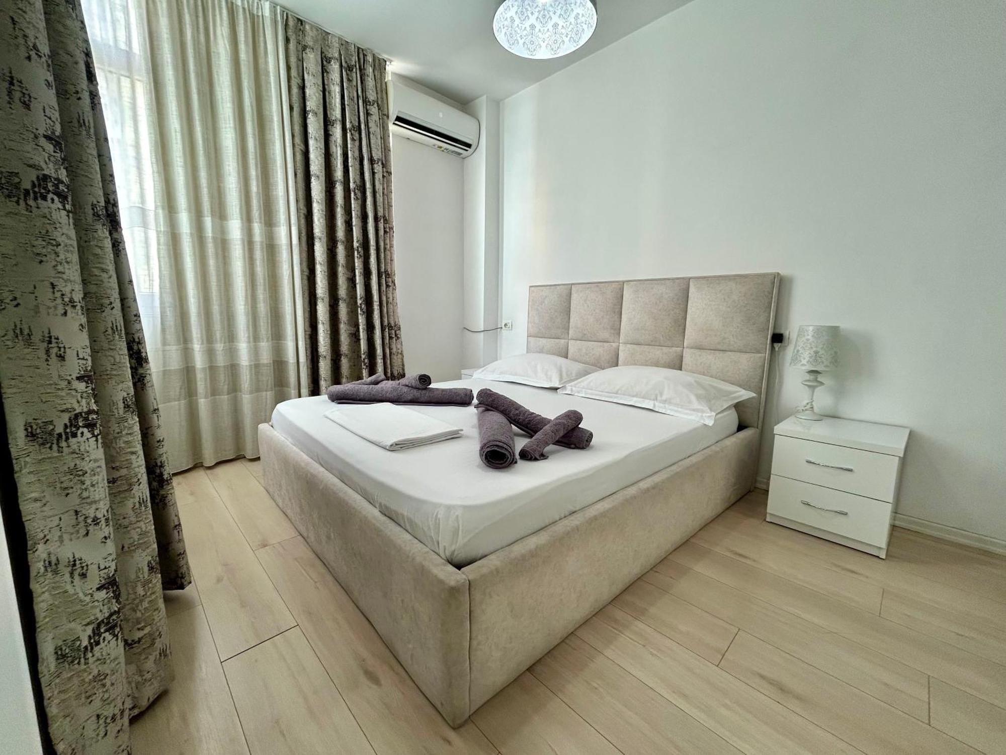 A&X Lovely And Central Apartment - 24H Self Check-In 地拉那 外观 照片